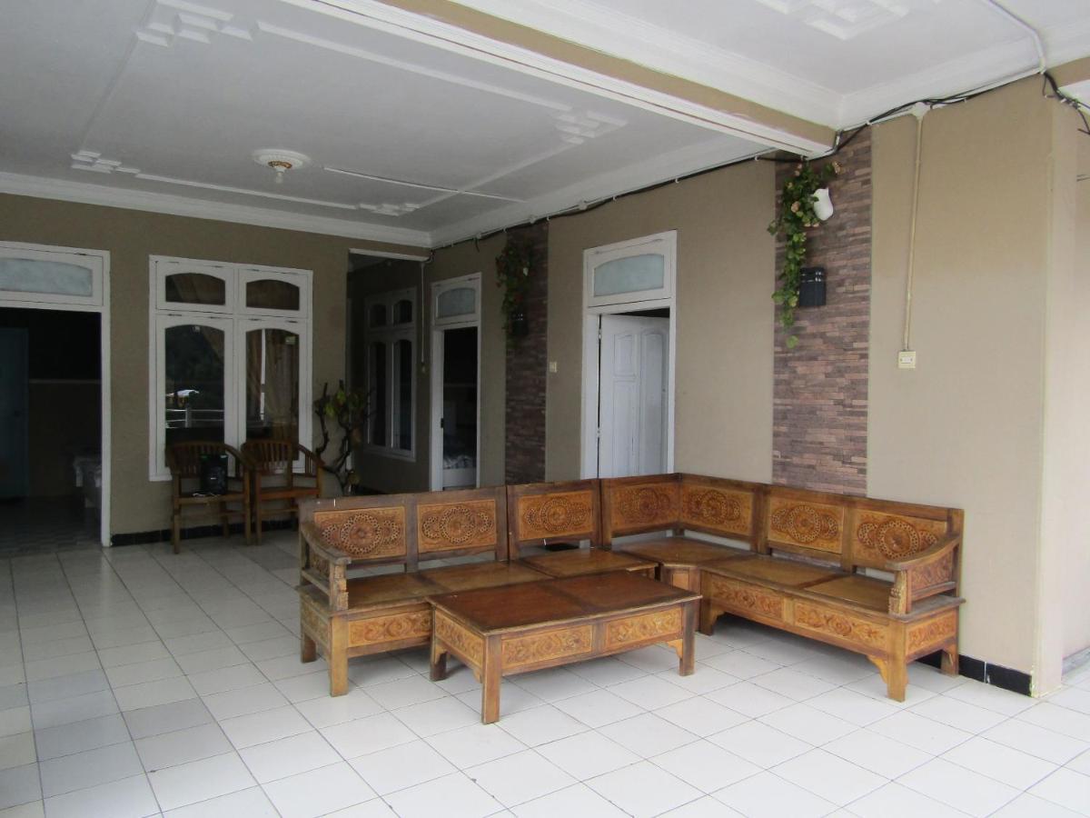 Penginapan Melati Sarangan Exteriér fotografie